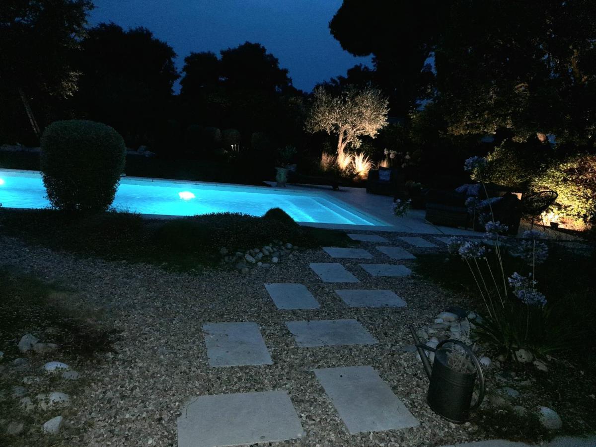 La Mathilde Bed and Breakfast Villeneuve-lès-Avignon Eksteriør billede